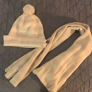 Roots Matching Striped Hat & Scarf